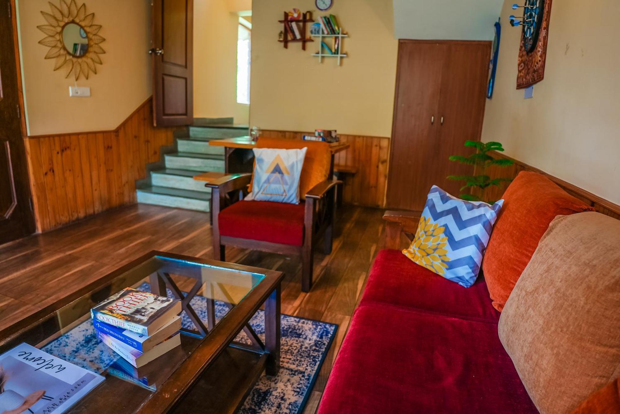 The Manu Emerald # Farmhouse # Top Selling Cottage In Manali # Peaceful Heritage Cozy Stay # Lawn With Bonfire # Most Awarded Buitenkant foto