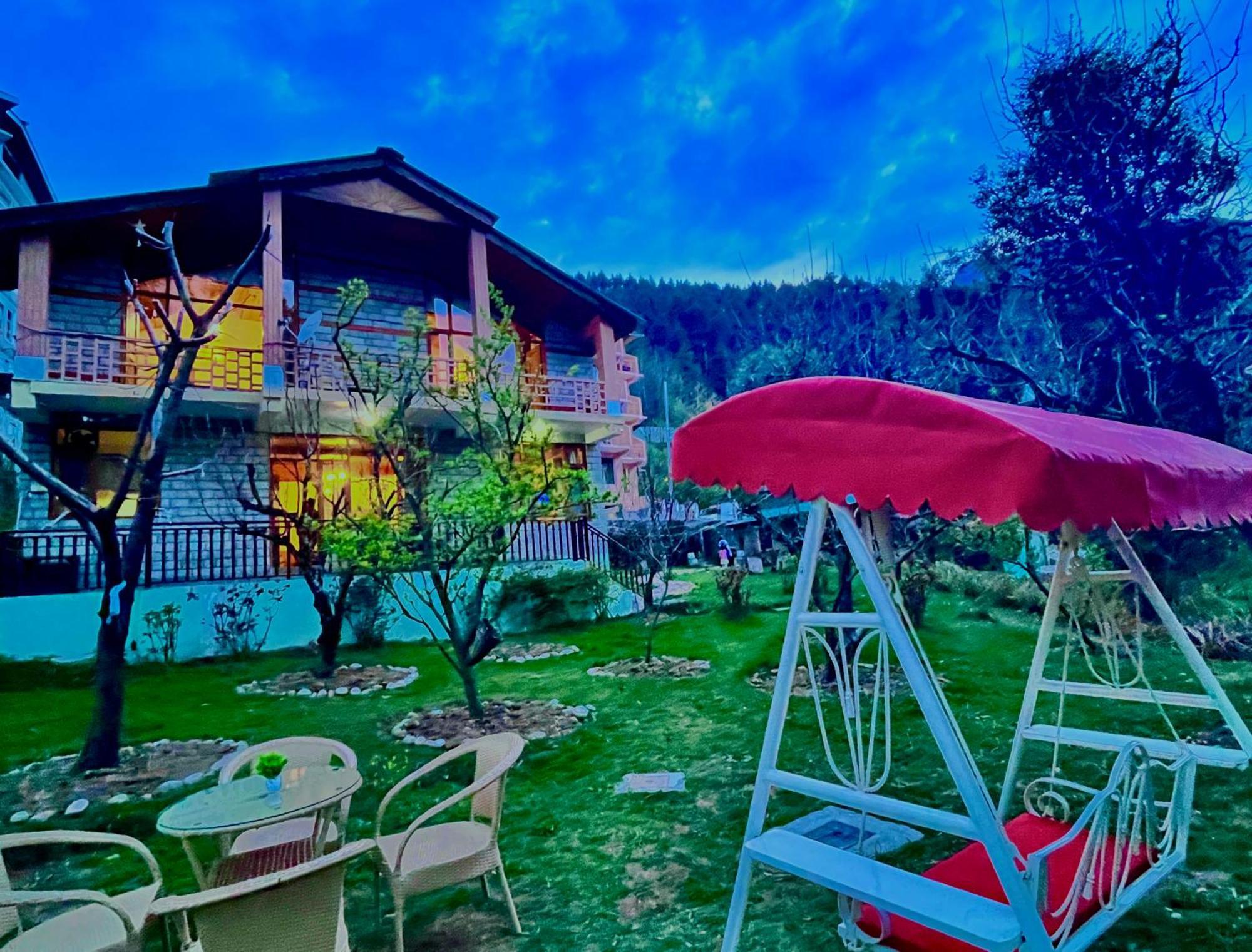 The Manu Emerald # Farmhouse # Top Selling Cottage In Manali # Peaceful Heritage Cozy Stay # Lawn With Bonfire # Most Awarded Buitenkant foto