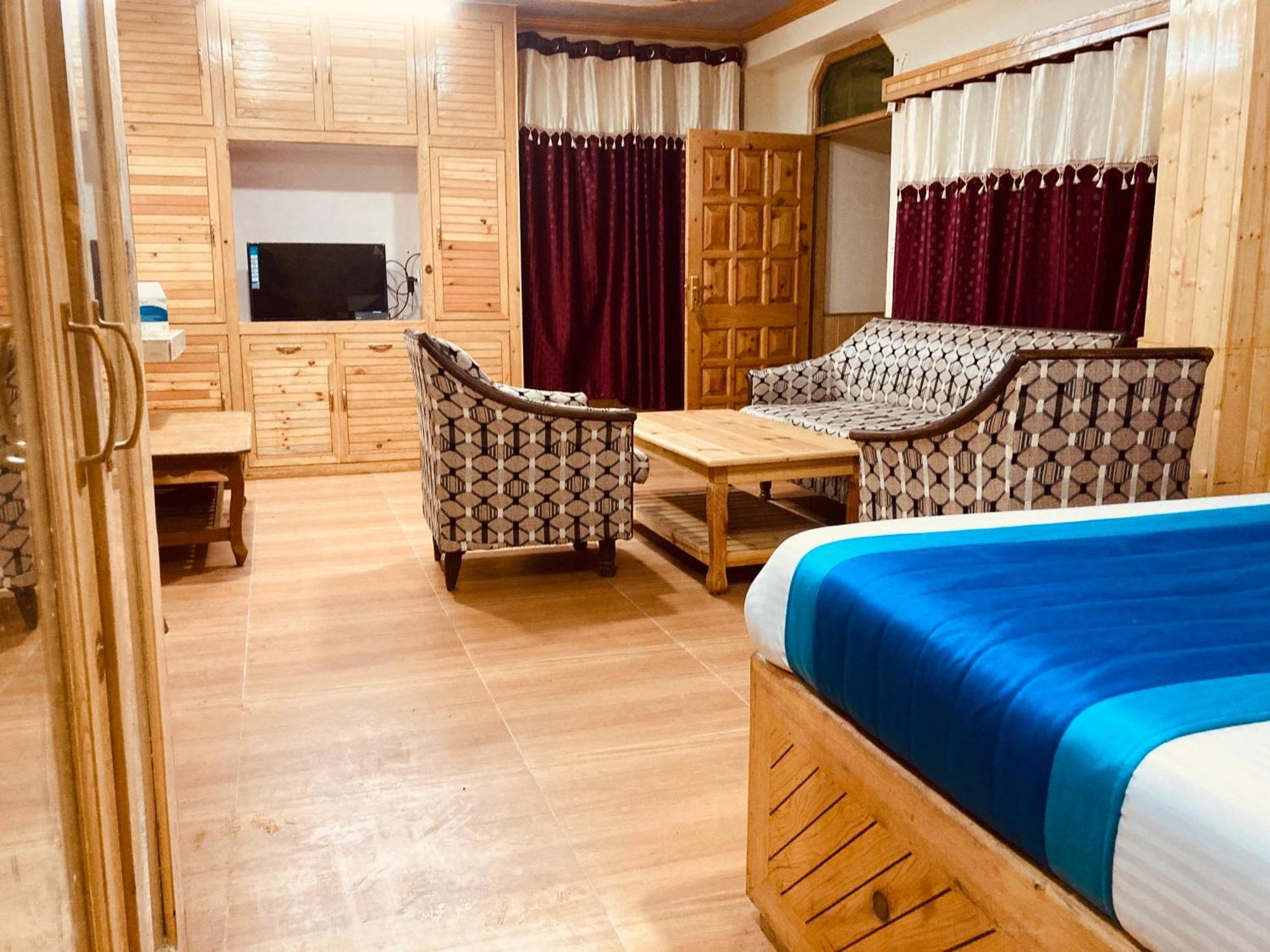 The Manu Emerald # Farmhouse # Top Selling Cottage In Manali # Peaceful Heritage Cozy Stay # Lawn With Bonfire # Most Awarded Buitenkant foto